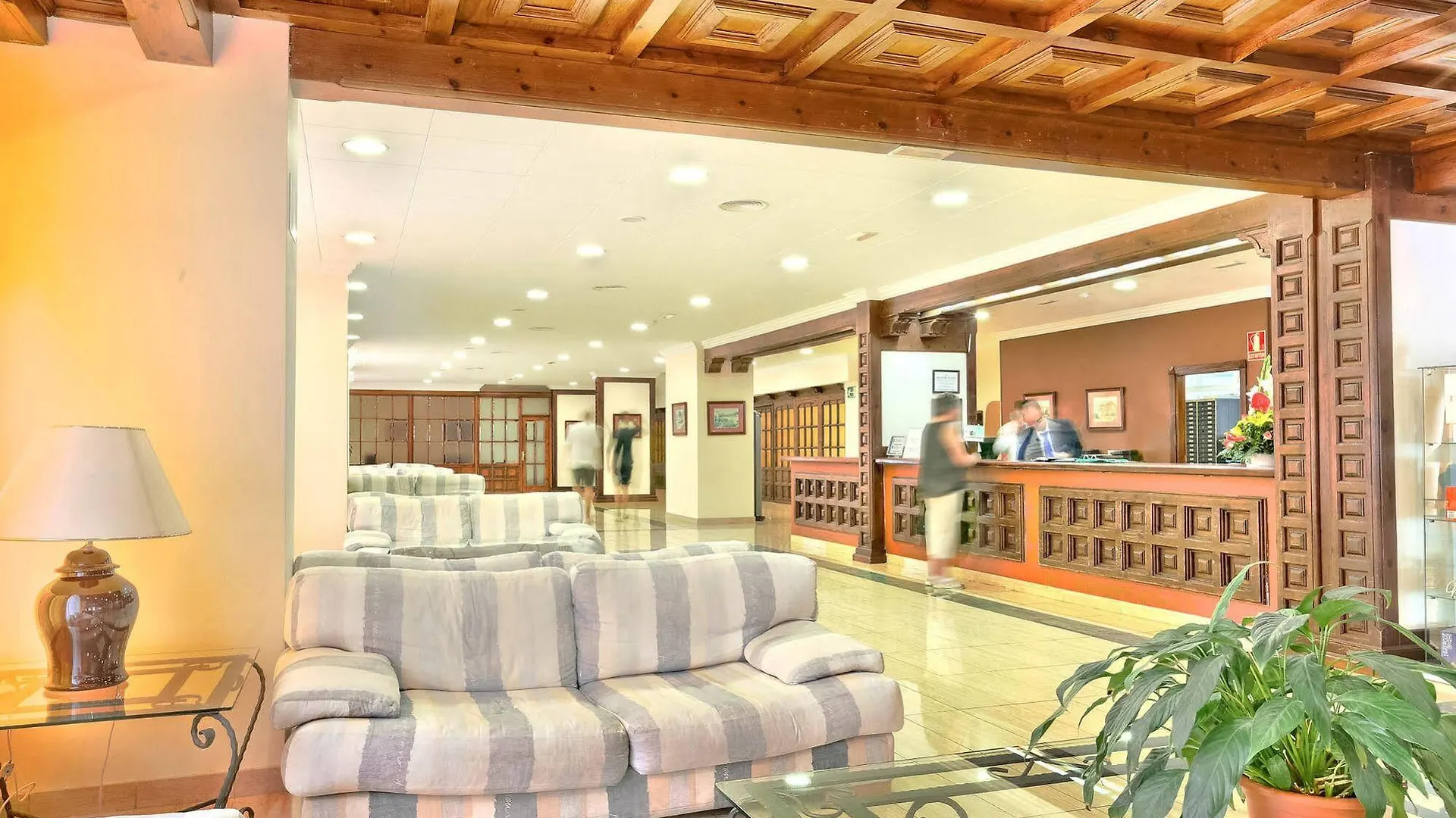 Complejo Bluesea Puerto Resort Compuesto Por Hotel Canarife Y Bonanza Palace Puerto de la Cruz  Puerto de la Cruz (Tenerife)